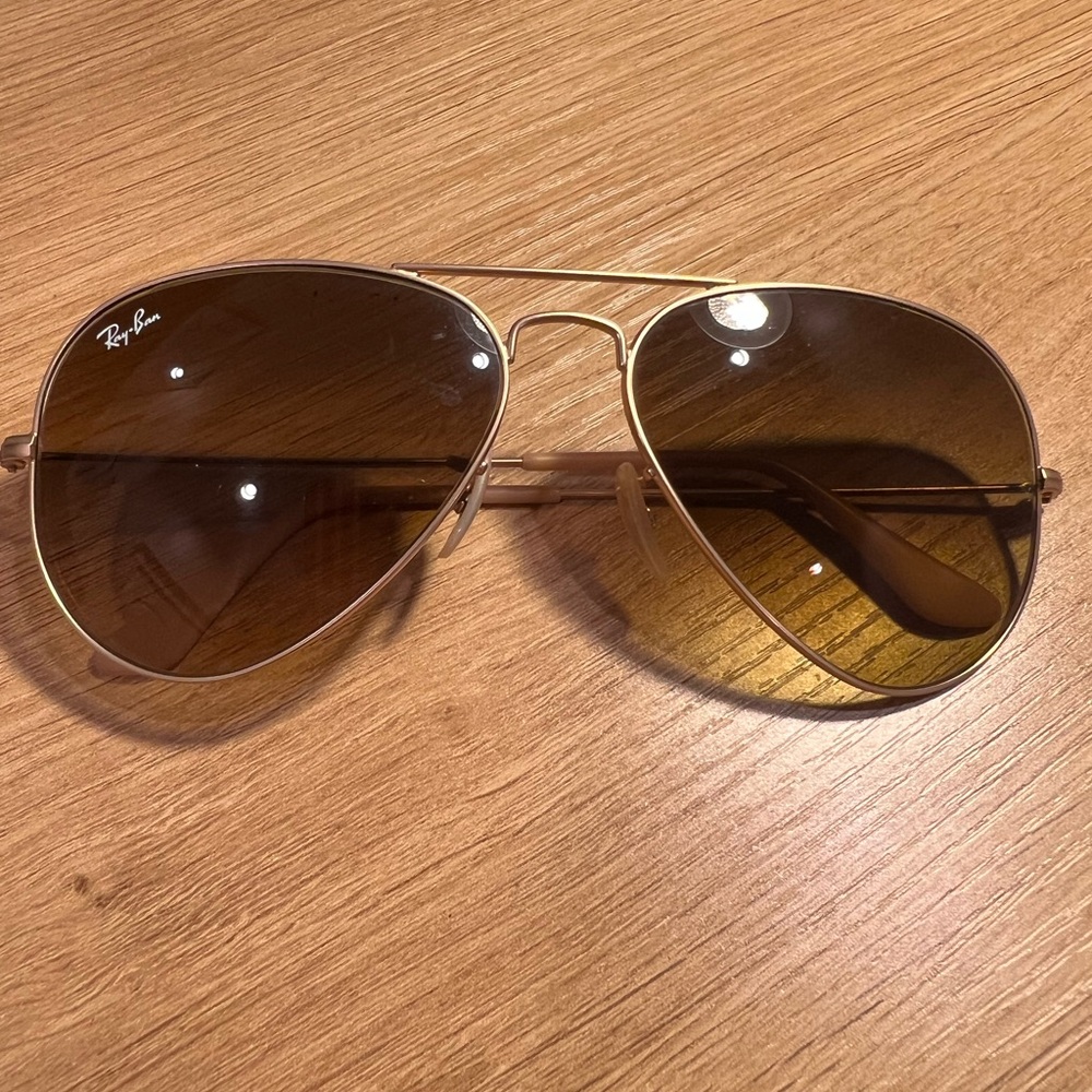 Ray-Ban Gold Aviator Sunglasses